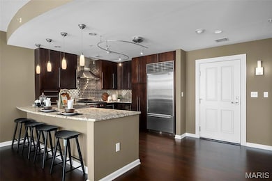 Park East Tower Condos unit 805, Saint Louis, MO 63108 - photo 3