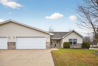 1700 22nd Ave SW, Austin, MN 55912 - photo 2