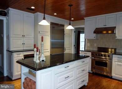 2904 Spring Lakes Dr, Davidsonville, MD 21035 - photo 4