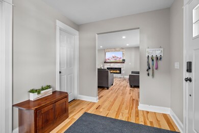 421 E 33rd St, Minneapolis, MN 55408 - photo 7