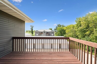 4710 Chadwick Rd unit 9, Cedar Falls, IA 50613 - photo 7