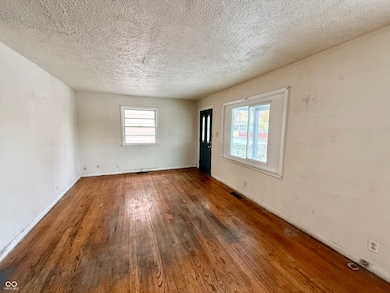 1142 S Keystone Ave, Indianapolis, IN 46203 - photo 2