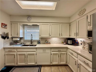 1908 E 23rd St, Mission, TX 78574 - photo 3