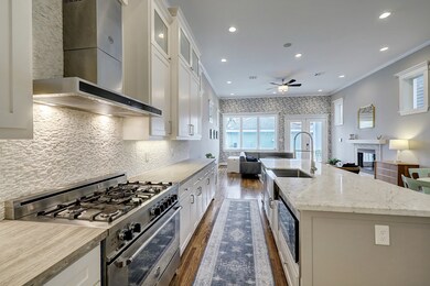 833 E 26th St, Houston, TX 77009 - photo 4