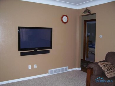 221 Willamont Rd, Toledo, OH 43612 - photo 3
