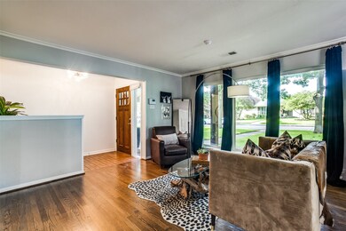 6305 Chesley Ln, Dallas, TX 75214 - photo 3