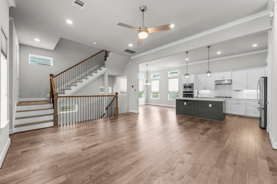 954 Fisher St unit E, Houston, TX 77018 - photo 7