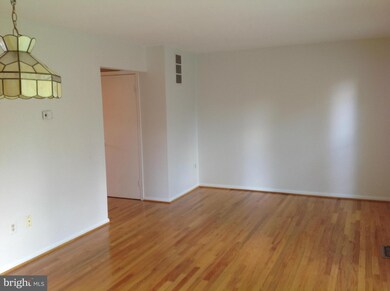 3729 Carrisa Ln, Olney, MD 20832 - photo 4