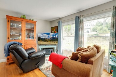 21 Stevens Ave, Saugus, MA 01906 - photo 5