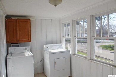 301 E Ross St, Danville, OH 43014 - photo 7