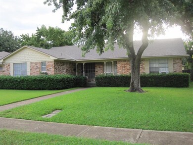 7482 Walling Ln, Dallas, TX 75231 - photo 2