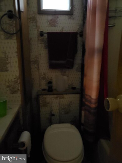 173,174,175 Little Bird Ln unit GLEN 1, Earleville, MD 21919 - photo 4