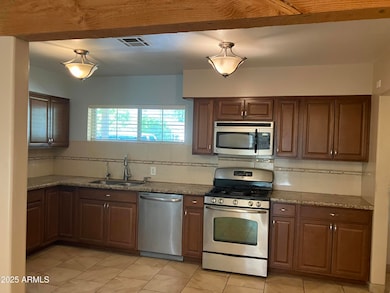 6750 N 11th Place, Phoenix, AZ 85014 - photo 5