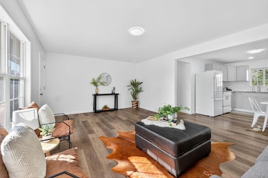 1204 Koebel Rd, Columbus, OH 43207 - photo 3