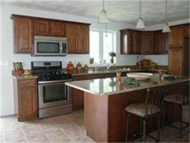 17 Lisa Ln, Methuen, MA 01844 - photo 2