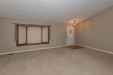 704 Andra Dr, Maryville, IL 62062 - photo 3