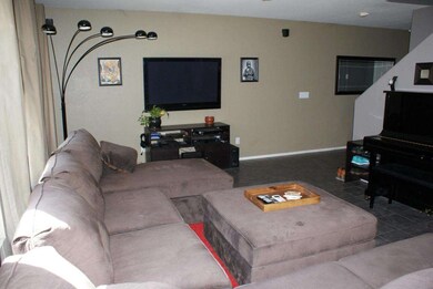 family room 3