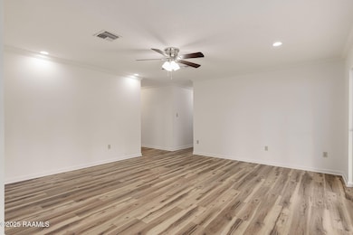 6-web-or-mls-1311 Bruce Ave-6