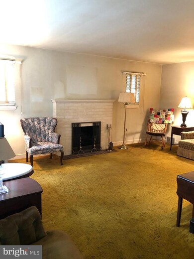 209 S 5th St, North Wales, PA 19454 - photo 3