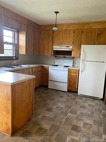 3521 36th Street Place NE, Hickory, NC 28601 - photo 5