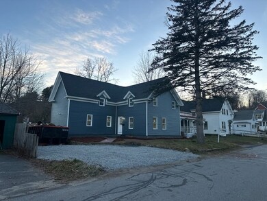 15 W Myrtle St, Orange, MA 01364 - photo 2