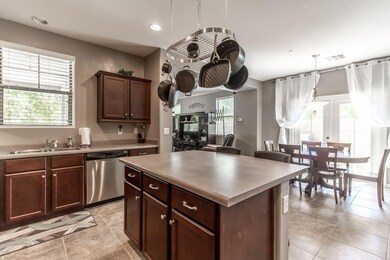 Kitchen(b)