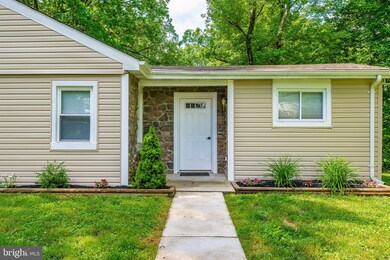 841 Streaker Rd, Sykesville, MD 21784 - photo 2