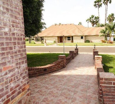 303 Karen Dr unit 334, Alamo, TX 78516 - photo 5