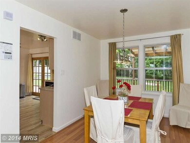 2122 Frederick Rd, Catonsville, MD 21228 - photo 6