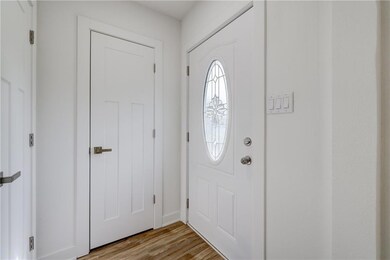 2904 61st St, Des Moines, IA 50322 - photo 4