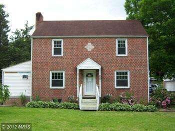 381 Biser St, Berkeley Springs, WV 25411 - photo 3