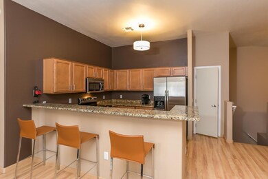 Kitchen breakfast bar