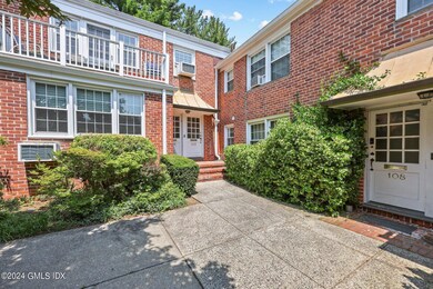 34-web-or-mls-106-putnam-park