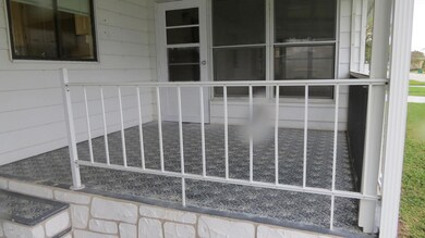 201 Manatee Ct 016