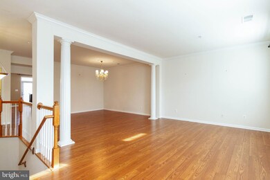 2702 Sheffield Hill Way unit 221, Woodbridge, VA 22191 - photo 6