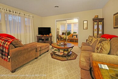 1B Pembroke Ln, Whiting, NJ 08759 - photo 5