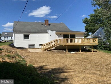 1021 Beechwood Dr, Hagerstown, MD 21742 - photo 6