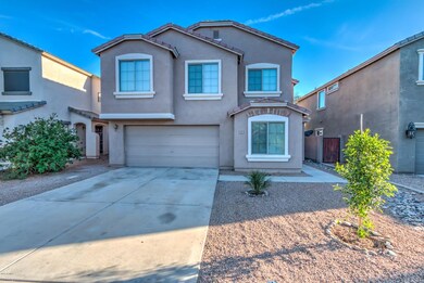 553 E Bradstock Way-2