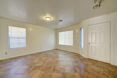 2310 E 36th Ave-6