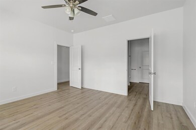 820 Dubois St, Denison, TX 75020 - photo 6