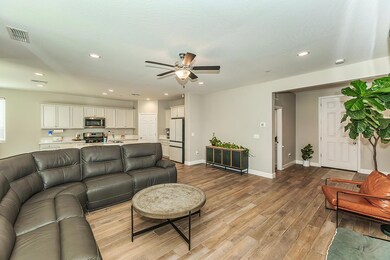 6881 E Harvard Ave, Fresno, CA 93727 - photo 6