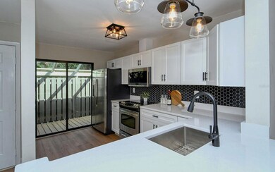 5603 Summer Side Ln unit 44A, Sarasota, FL 34231 - photo 3