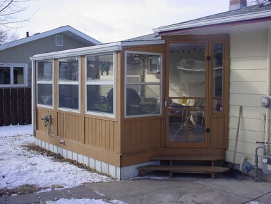 334 14th Ave NE, Jamestown, ND 58401 - photo 5