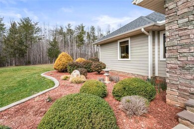 3117 Squirrel Den Rd, Asheboro, NC 27205 - photo 5