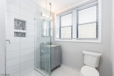 73-75 Washington St unit 10, Bloomfield, NJ 07003 - photo 4