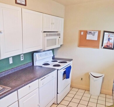 1178 Acton Rd, Columbus, OH 43224 - photo 5