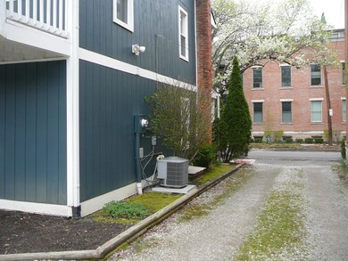 634 S Grant Ave, Columbus, OH 43206 - photo 2