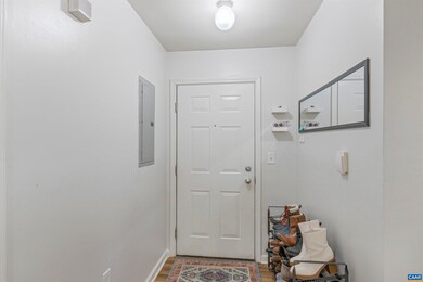 235 Yellowstone Dr unit 103, Charlottesville, VA 22903 - photo 2