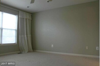 2489 Quick St unit 102, Herndon, VA 20171 - photo 2