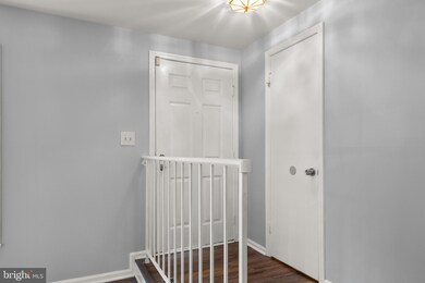 14101 Oakpointe Dr, Laurel, MD 20707 - photo 2